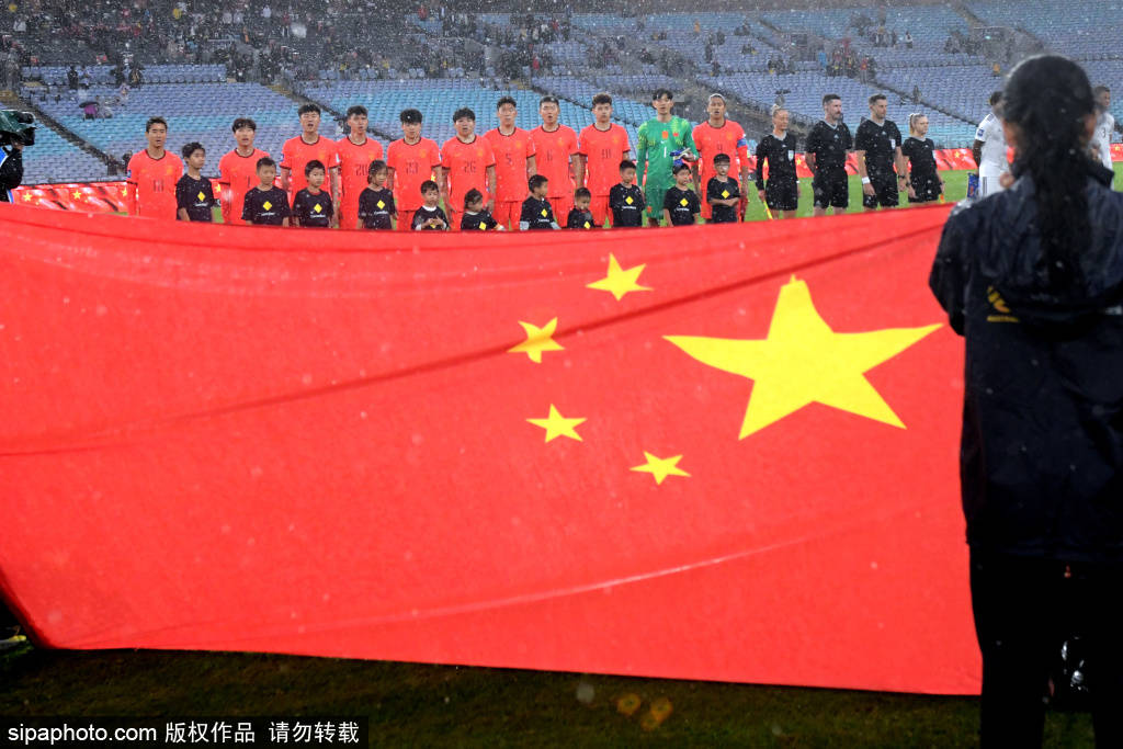 差点!韦林顿边路生吃对手送传中,王子铭门前反应不及包抄踢空